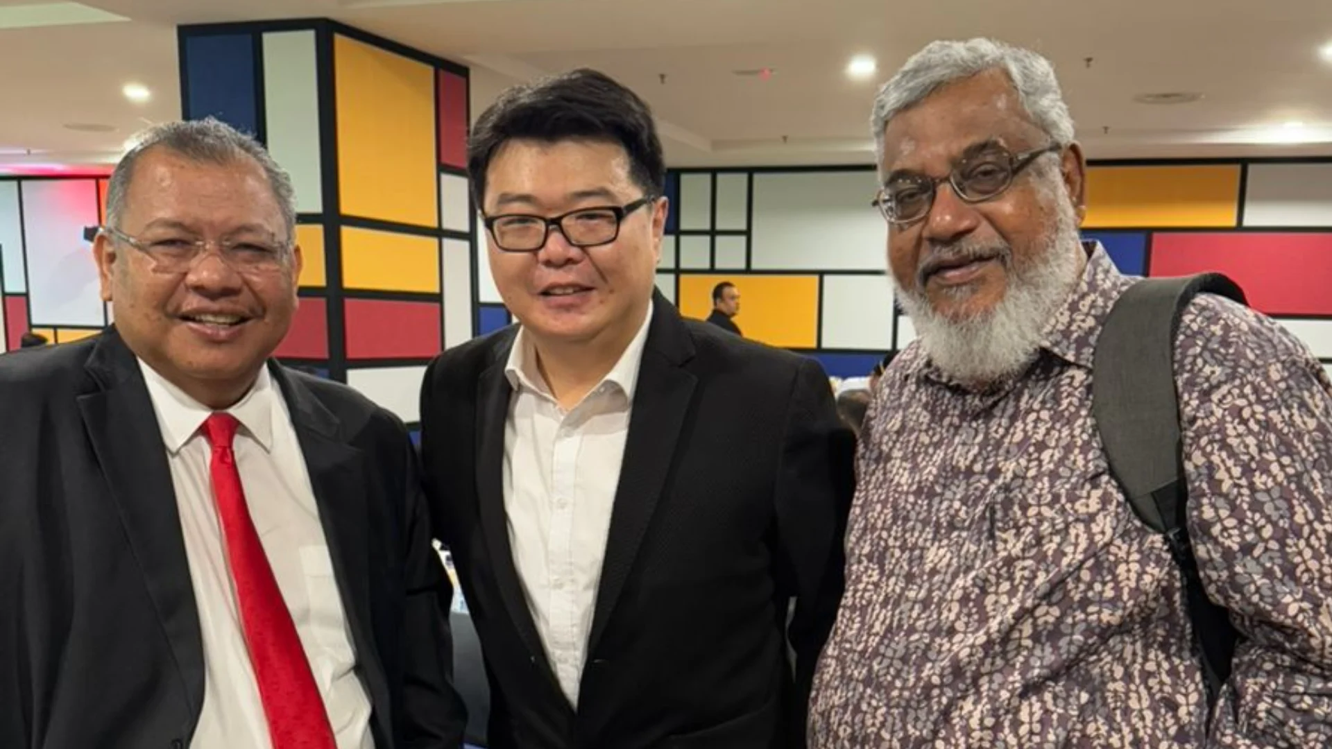 Dialogue with Prof Yunos 02