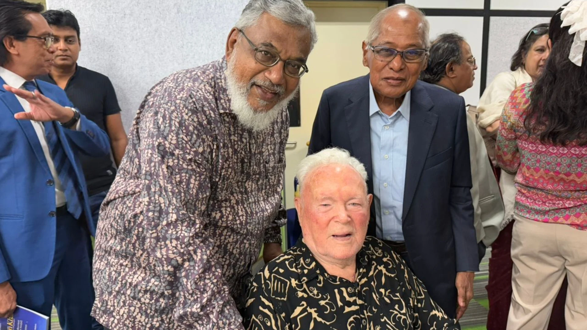 Dialogue with Prof Yunos 03