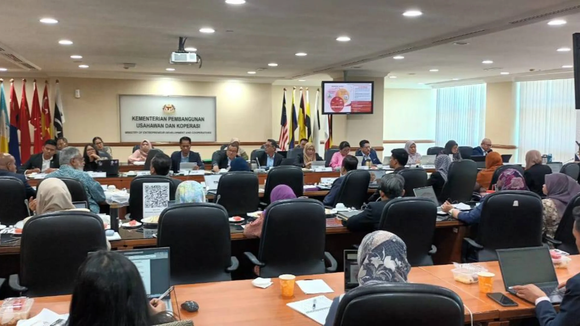 Social Economy and Malaysian Society IMG5